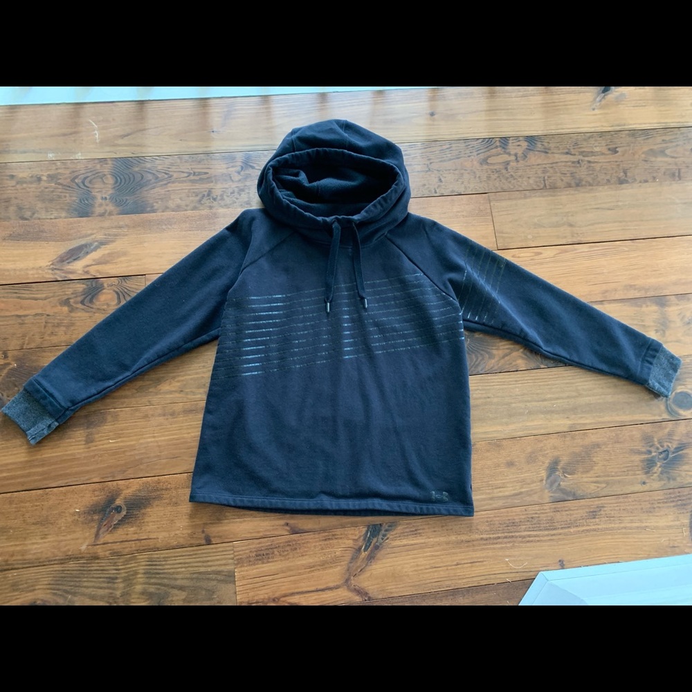 Black and gray scoop neck Under Armour hoodie